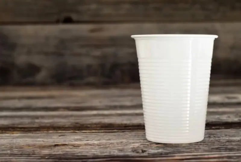 Atacado de copos descartáveis